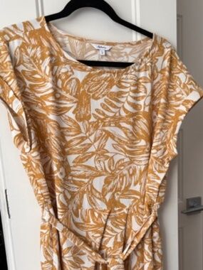 Reitman’s Dress with belt